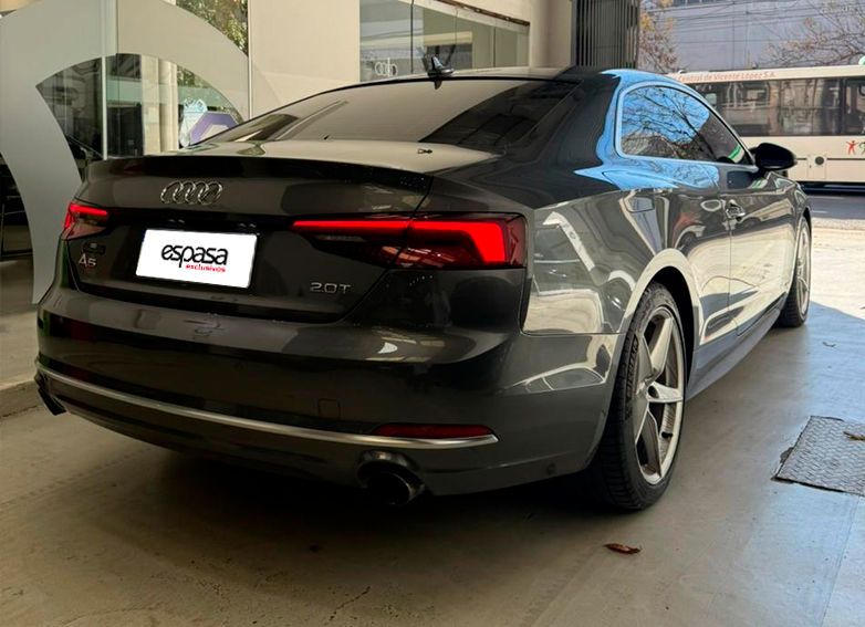 Audi-A5-coupe-2018-2