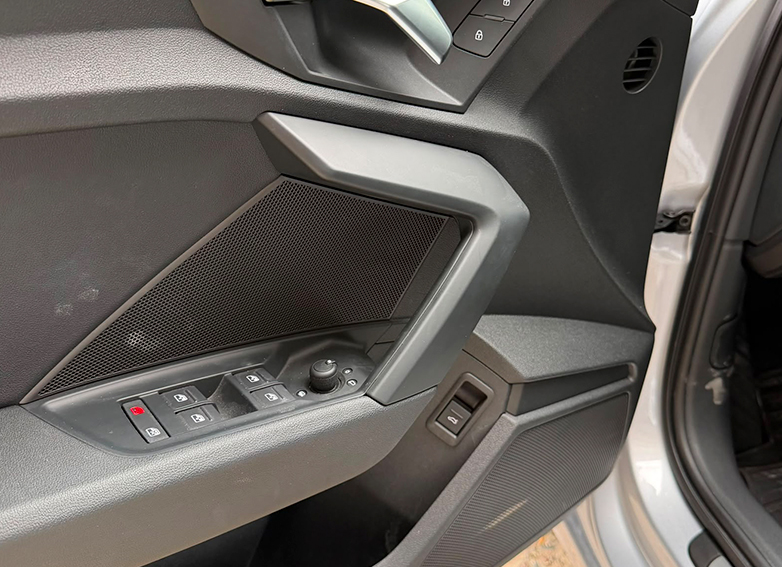 audi-a3sedan-40tfs-istronic-14